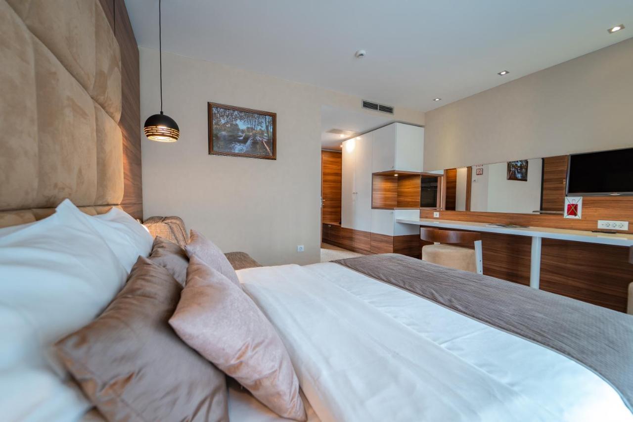 Hotel Mirjana & Rastoke Slunj Exterior photo
